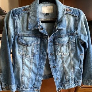 Joe’s  Denim Short Jacket M  Covered Snap …